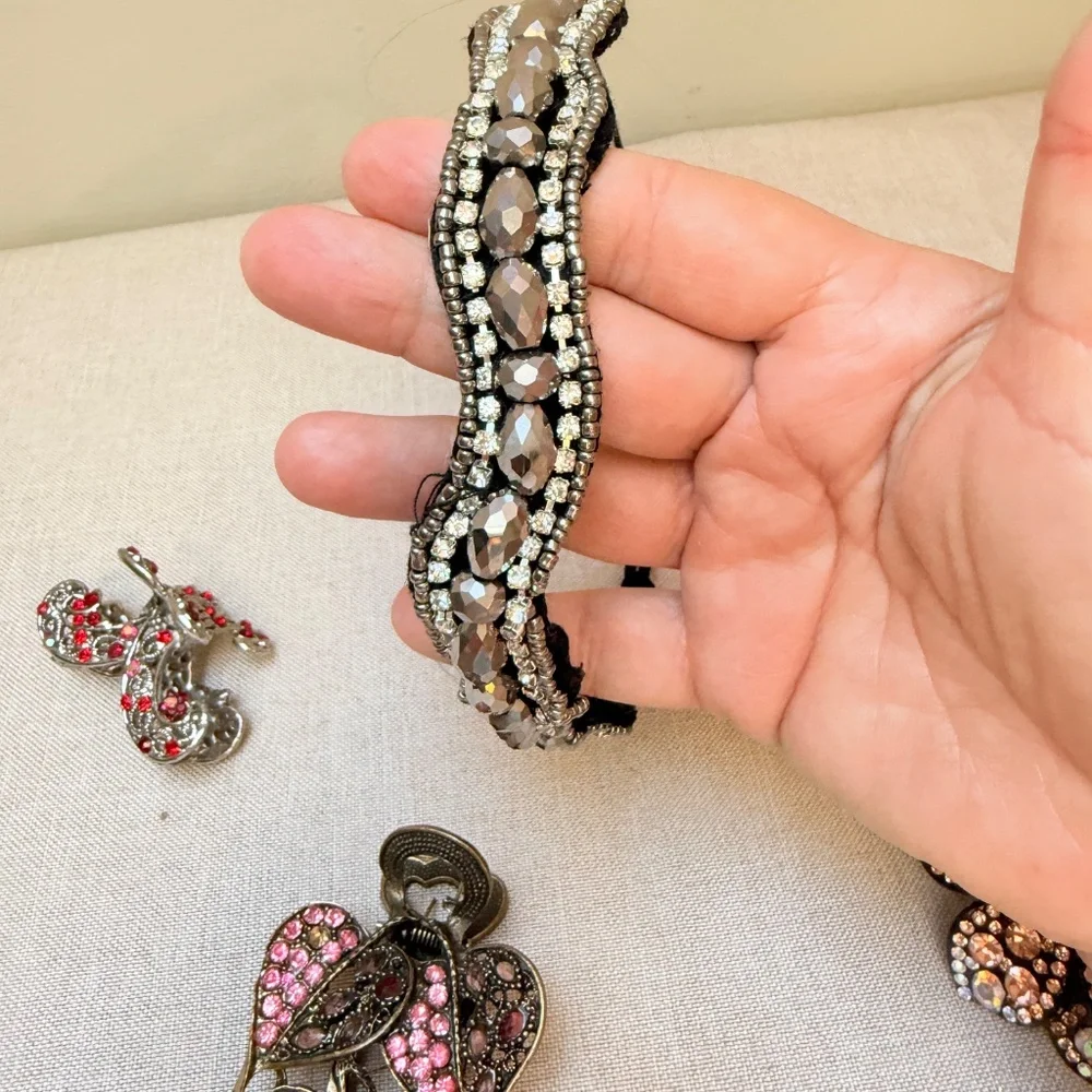 Bundle of 4 Blingy Hair Accessories - Picture 7 of 11